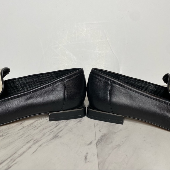 Vince Camuto Calentha Black White Leather Pointy Toe Loafer 5 1/2 M - Picture 8 of 15